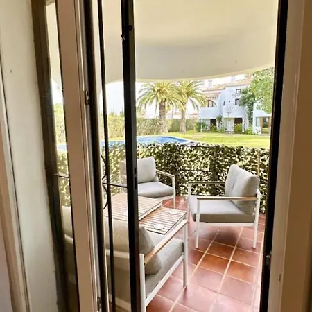 One Bedroom With Communal Pool Denia