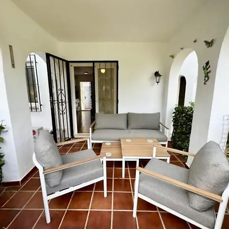 One Bedroom With Communal Pool * Denia